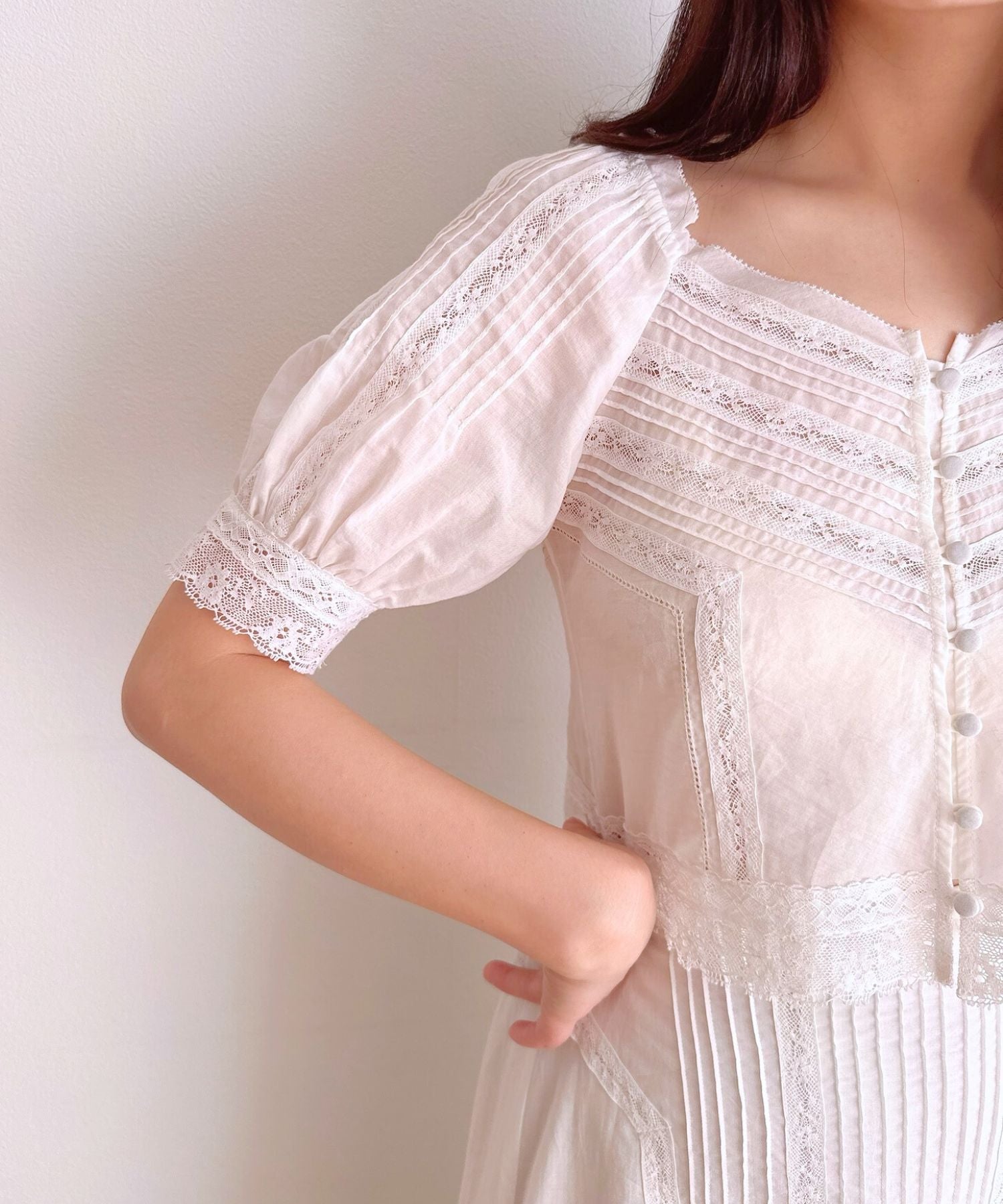 [Pre-order] Lace pin tuck blouse